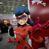 У Супер-Кота объявился хозяин: французская Miraculous судится из-за своих мультперсонажей с сетью «Лента»