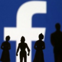 Facebook оштрафован на 3000 рублей вслед за Twitter. Что дальше?
