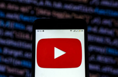 Российская компания в суде требует заблокировать YouTube