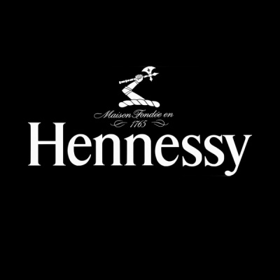Производитель Hennessy подал в Роспатент заявки на бренды элитного коньяка