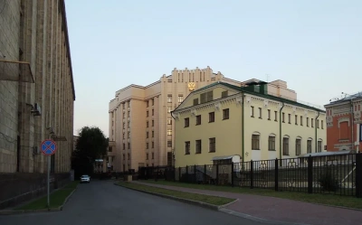 Инвесторов отселяют от МИДа
